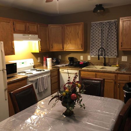 Entire Townhome Available Near Nice Park Library And Shopping Winston-Salem Eksteriør billede